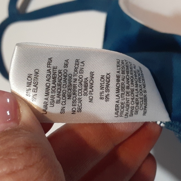 Go Gossip Womens Swim Suit Convertible Tankini Deep Dive Blue Swim Suit Medium - Picture 13 of 13